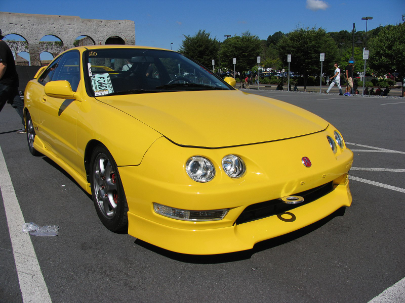 Illustration for article titled Acura Integra Type R versus Toyota Celica GT-S: Who Ya Got?